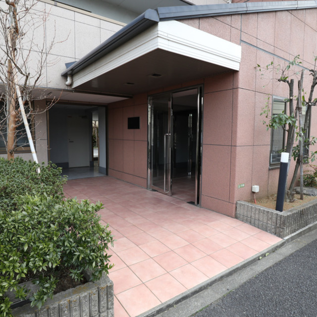 エントランス　エントランス
