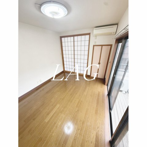 居室・リビング　洋室のお部屋です。