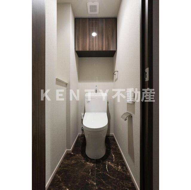 トイレ　落ち着いたトイレです