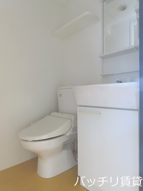 洗面設備　同型タイプの写真になります　現状優先