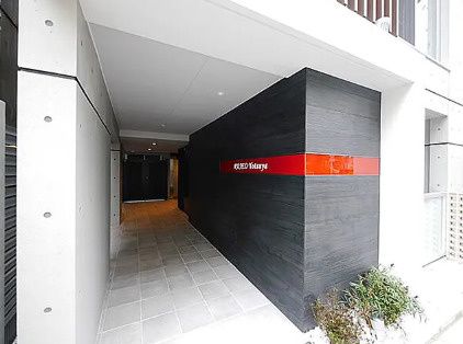 エントランス　ゆとりのあるエントランスです