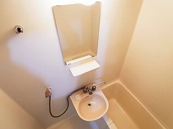 洗面設備　別部屋参考写真