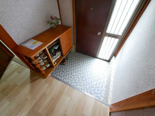 玄関　明るい玄関です