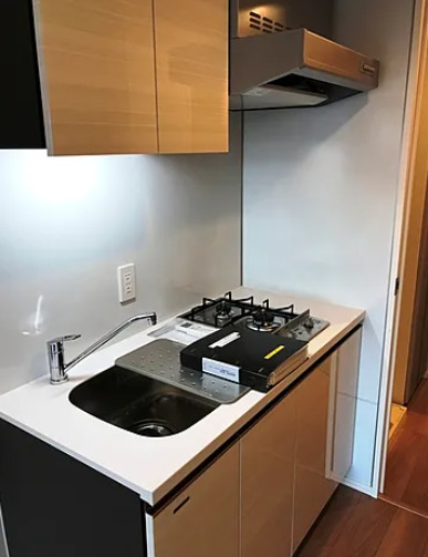 キッチン　※反転タイプのお部屋の写真を使用しています。