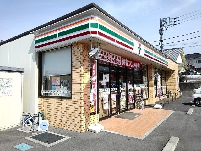 コンビニ　セブンイレブン　富士宮大岩店（コンビニ）まで400m