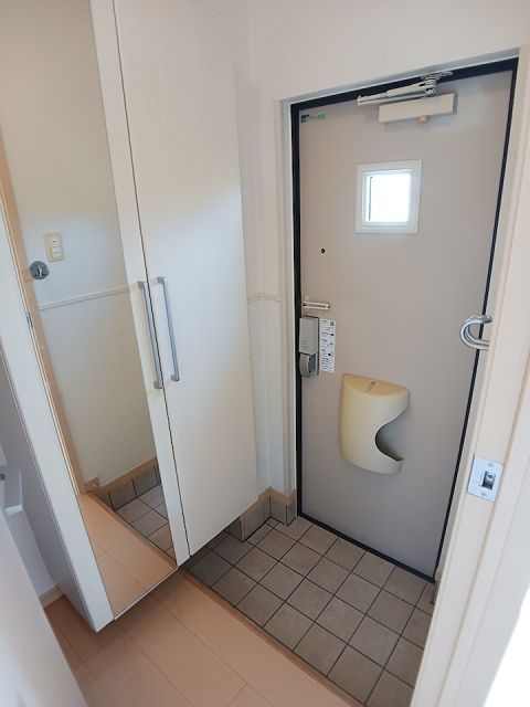 ラネージュIII番館の玄関写真