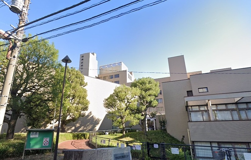 図書館　目黒区立目黒区民センター図書館(目黒）（図書館）まで750m