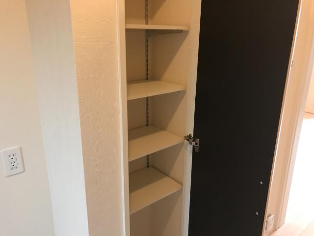 駐車場　キッチン収納