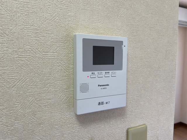 セキュリティ　来訪者の確認のできるモニタ付インターホン