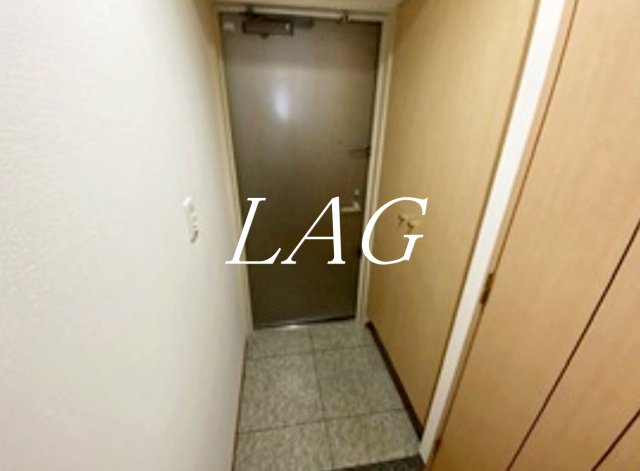 玄関　玄関です。