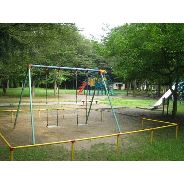 公園　栗山公園（公園）まで677m
