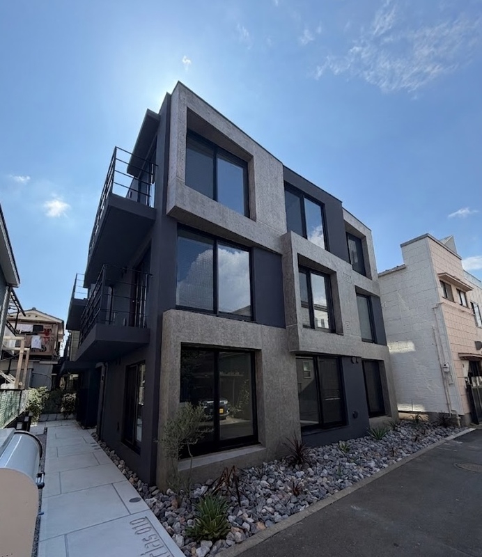 建物外観　スタイリッシュな外観