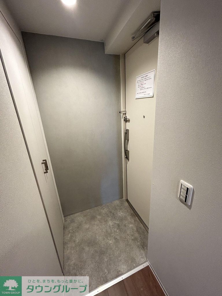 玄関　設備