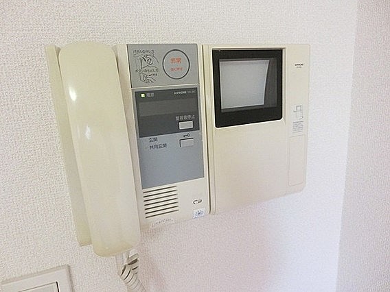 セキュリティ　モニター付きインターホン