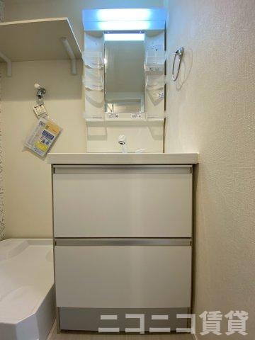 洗面設備　別号室イメージの為、現状を優先致します。
