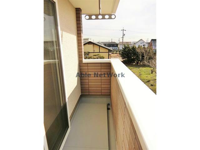 西尾市 2階建 築10年の内装写真