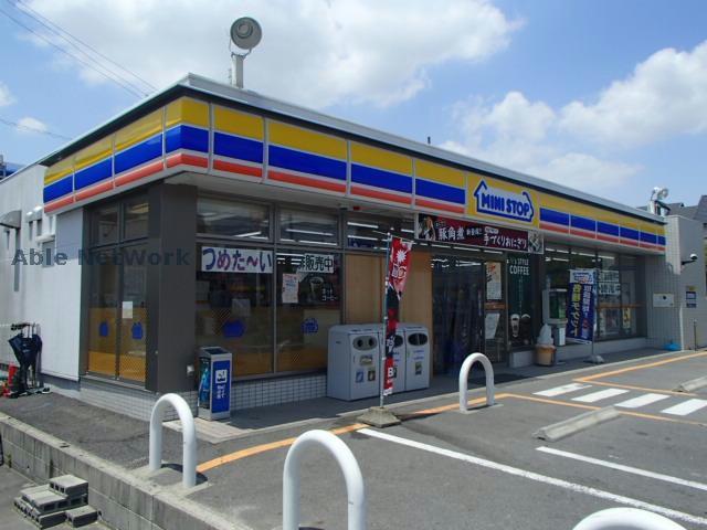 コンビニ　ミニストップ音貝店（コンビニ）まで585m