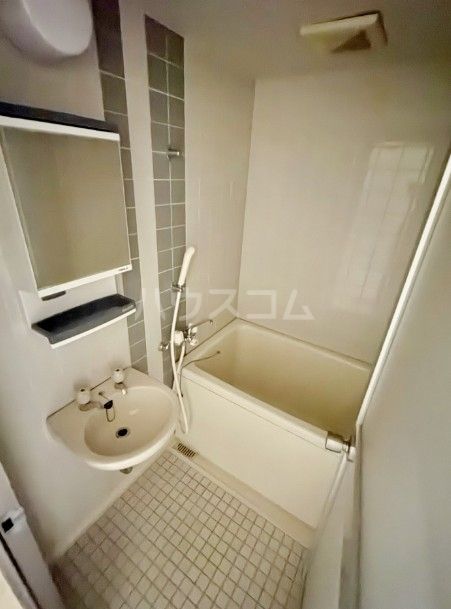 セクションIIの風呂写真