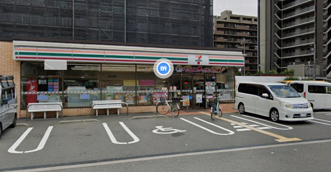 コンビニ　セブンイレブン 大阪三国本町3丁目店（コンビニ）まで273m