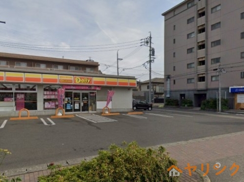 コンビニ　デイリーヤマザキ名古屋赤城町店（コンビニ）まで518m