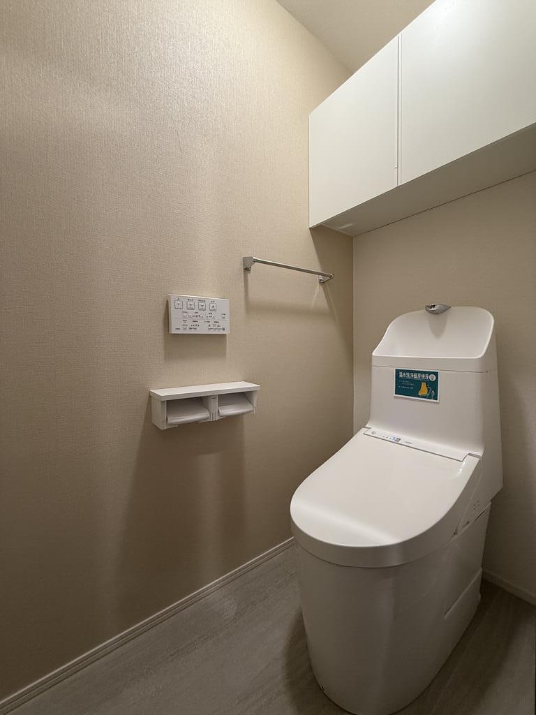 ＪＲ身延線 甲斐住吉駅 徒歩40分 3階建 築1年のトイレ写真