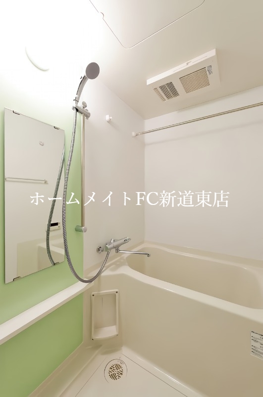 バス・シャワールーム　洗面