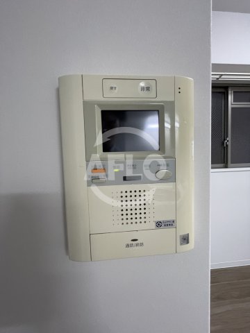 セキュリティ　フロンティアタワー九条III　モニター付きインターホン