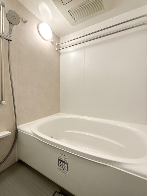 バス・シャワールーム　※写真は同タイプ住戸です。