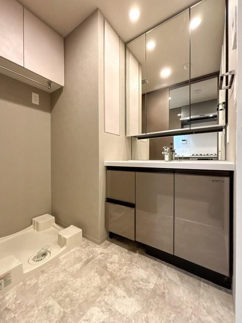洗面設備　※写真は同タイプ住戸です。