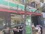 コンビニ　ローソンストア100　東神奈川店（コンビニ）まで530m