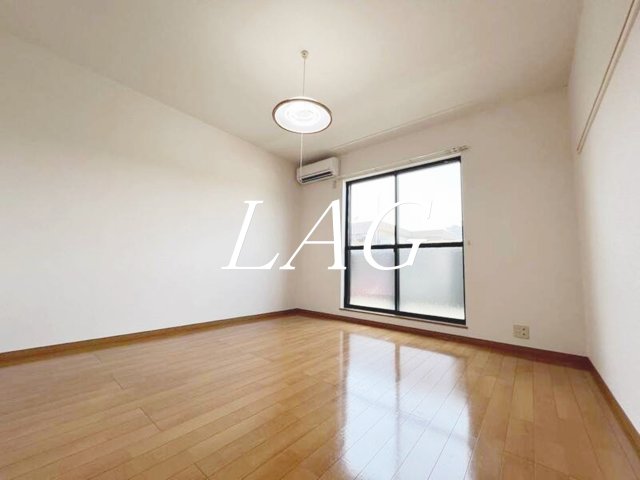 居室・リビング　洋室のお部屋です。