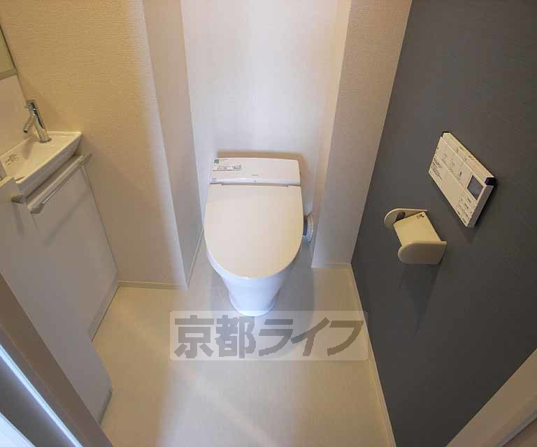 トイレ　広いお手洗いですね。