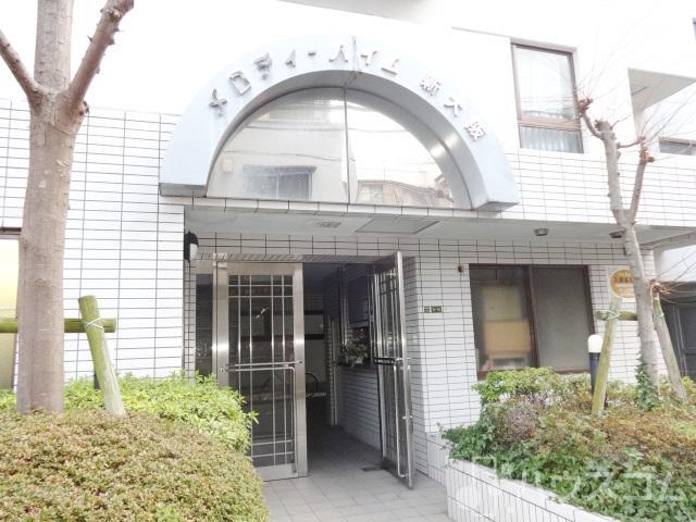 エントランス　毎日お出迎え♪