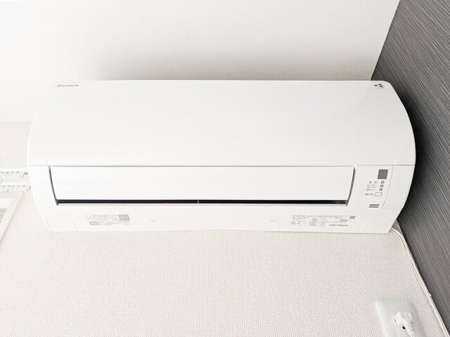 その他　エアコン１基付き