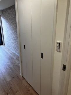 収納　参考写真：別部屋タイプ