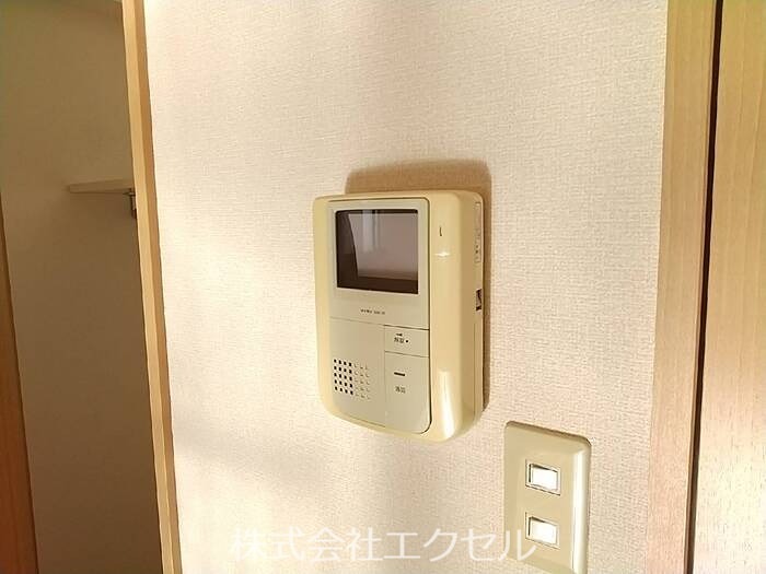 セキュリティ　来訪者の姿を確認できます。