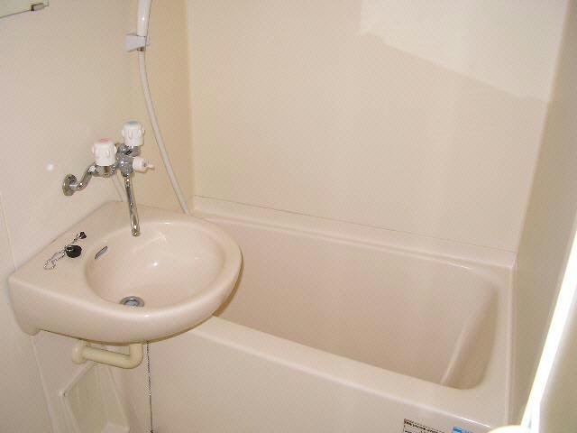 ドール久屋通の風呂写真