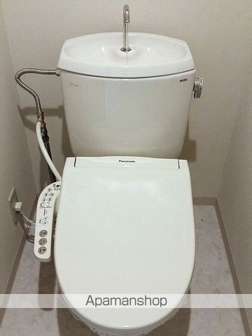 ＪＲ東海道本線 甲子園口駅 徒歩6分 2階建 築31年のトイレ写真