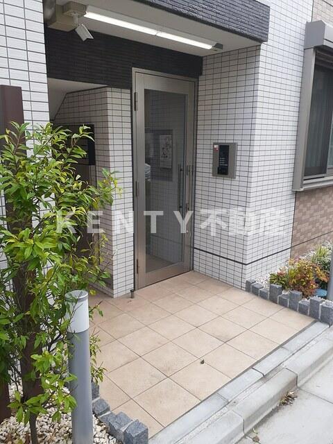 エントランス　毎日通るエントランスはこのようになっています