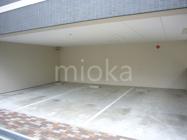 駐車場　駐車場完備です