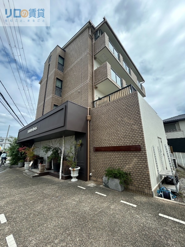 ファミーユ静愛P2