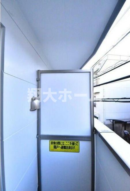 セレブラーレ町屋の内装写真