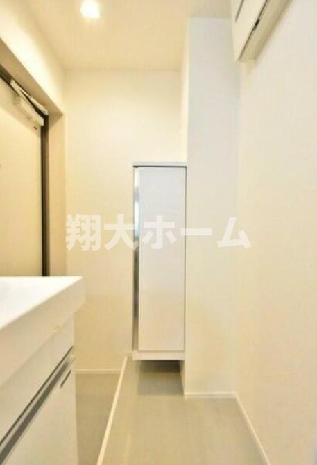 セレブラーレ町屋の玄関写真