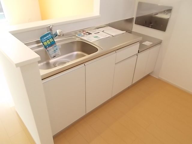 ゴールド シュラインIIのキッチン写真