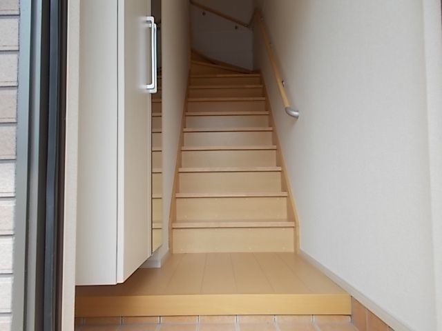ゴールド シュラインIIの玄関写真