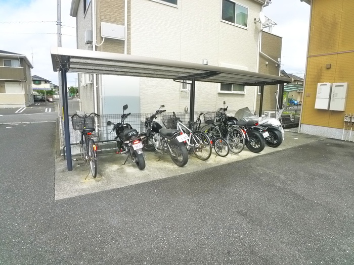 メゾンラフォーレB棟の外観写真