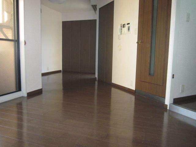 居室・リビング　清潔感のあるお部屋です