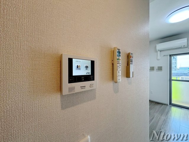 セキュリティ　モニター付きインターホンです