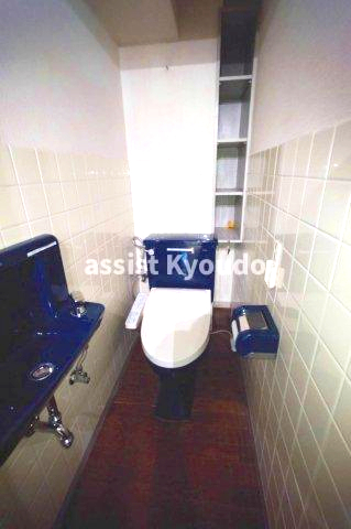 岩瀬ビルのトイレ写真