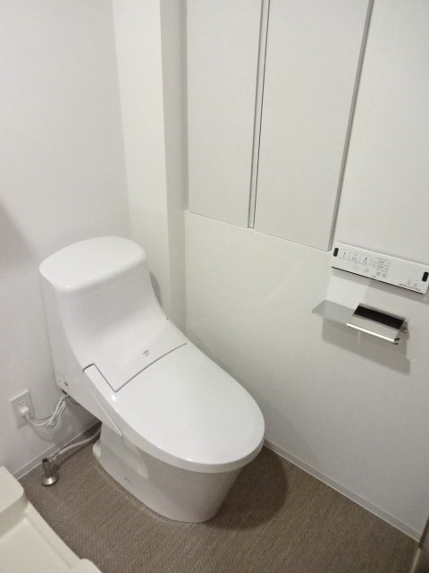 ＪＲ総武線 阿佐ケ谷駅 徒歩3分 7階建 築10年のトイレ写真